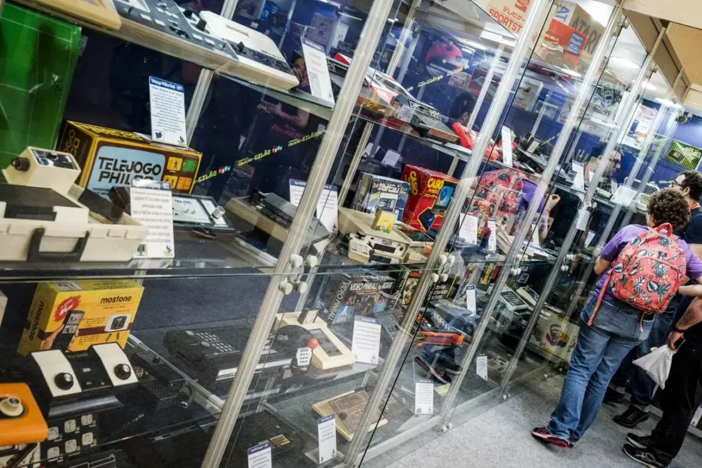 retrocon 2025